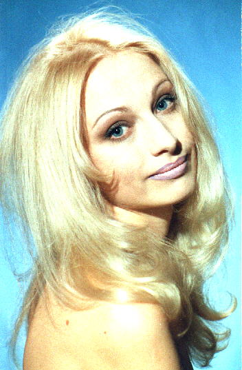 p2176.jpg (41691 bytes)